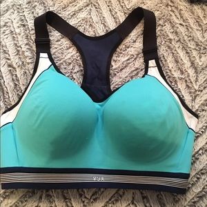 VSX max support sports bra